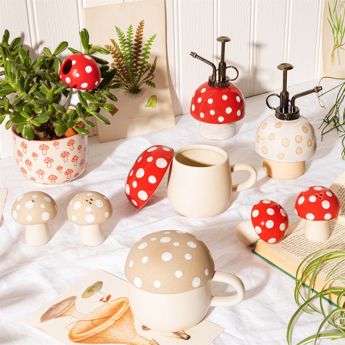 Red Mushroom Mug with Lid