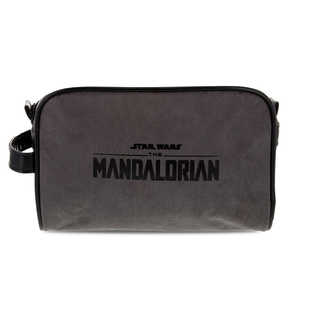 Mandalorian Bounty Hunter Wash Bag Set